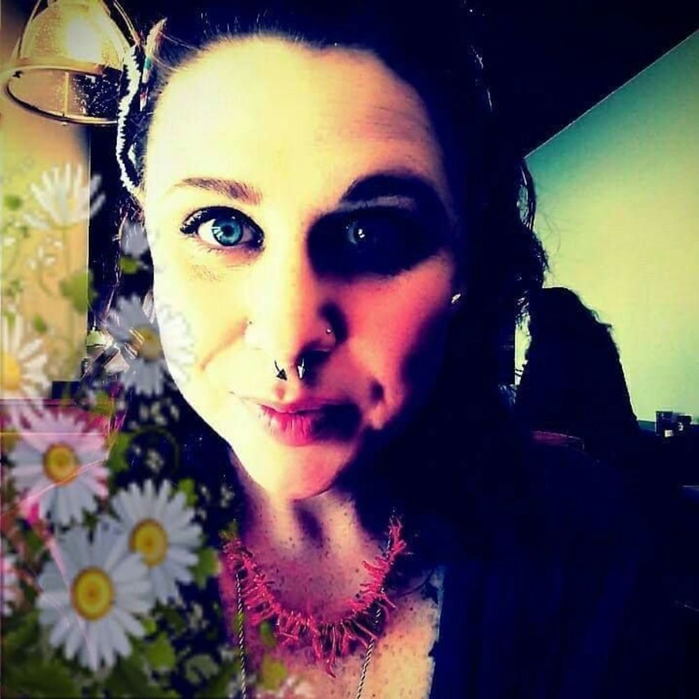 Meet your Posher, Gina